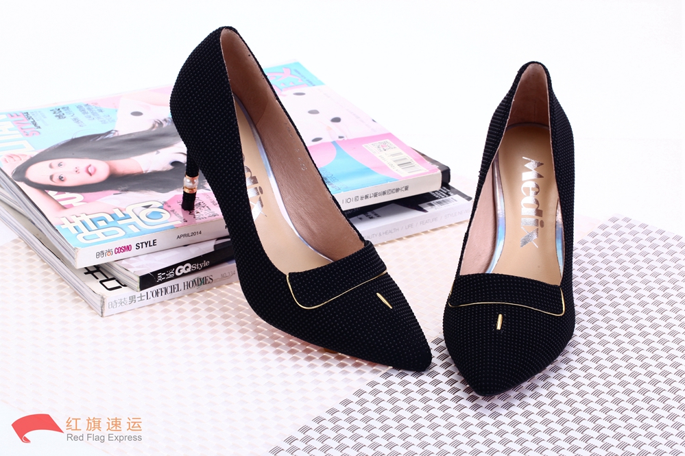 16395581062830.jpg 攝圖網(wǎng)_500766859_高跟鞋(企業(yè)商用)_副本.jpg